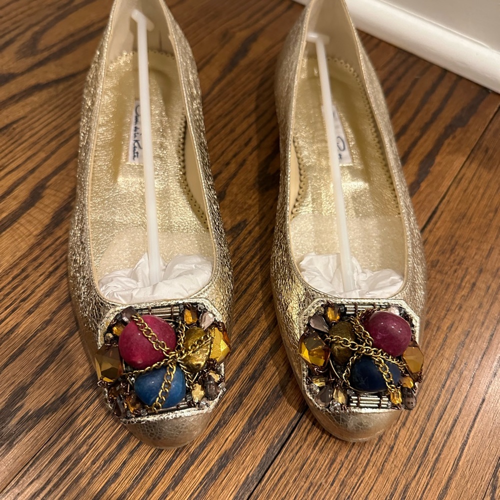 Oscar de la Renta gold flats